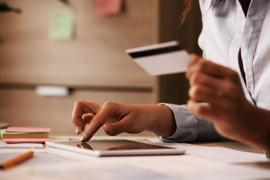 caregiver-pays-with-credit-care