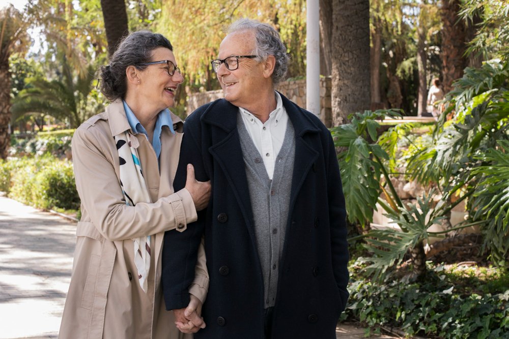 Senior couple has a conversation.